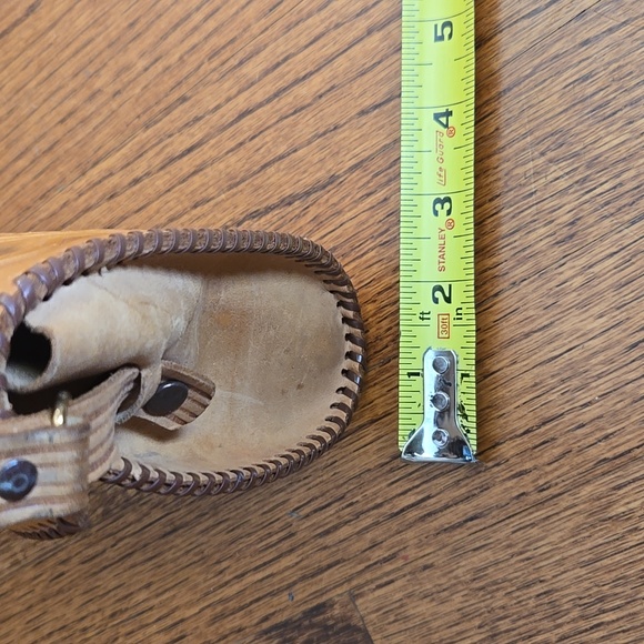 Leather Vintage Hand Tooled Turn Lock Handbag - Picture 15 of 15